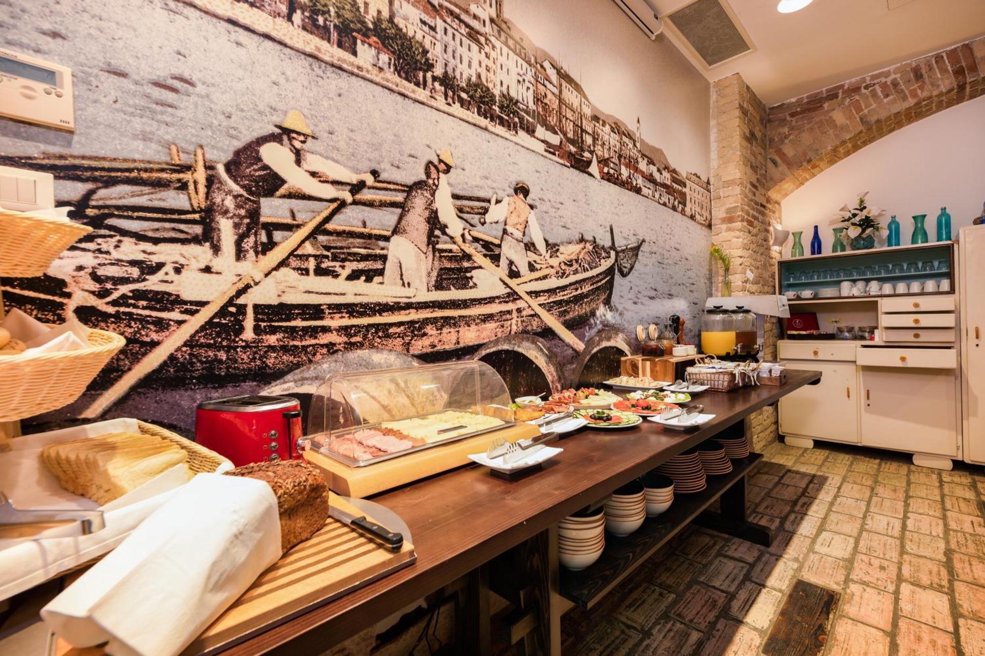 Gostinjska kuća Azur Luxury