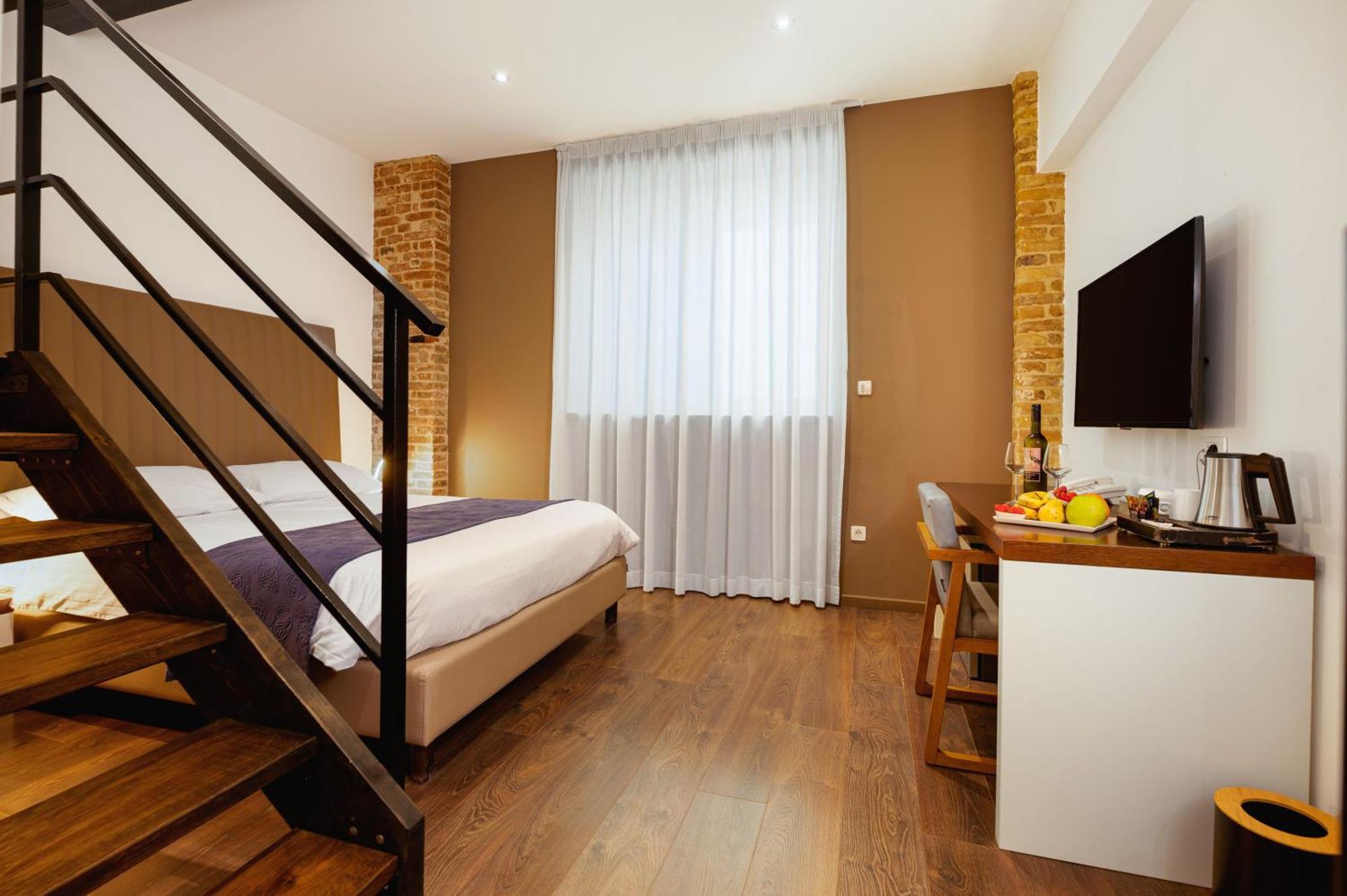 Gjestgiverier Azur Palace Luxury 4*
